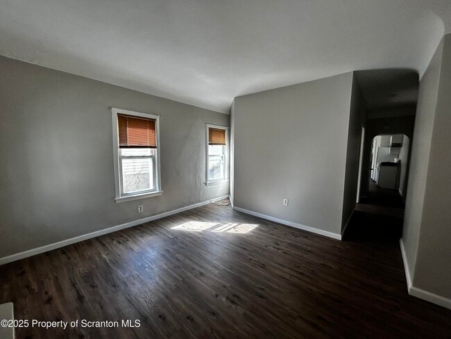 Building Photo - 1115 Monroe Ave