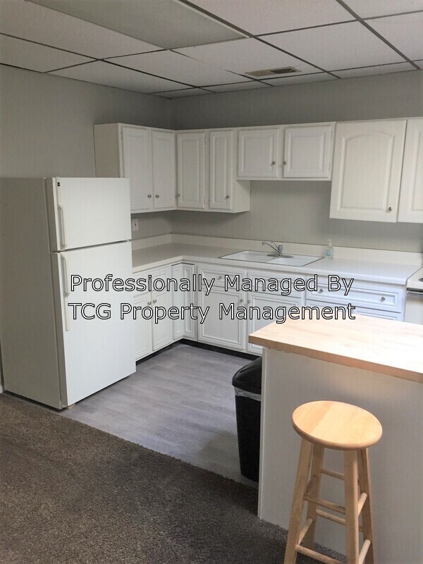 Foto del edificio - 430 S Main St