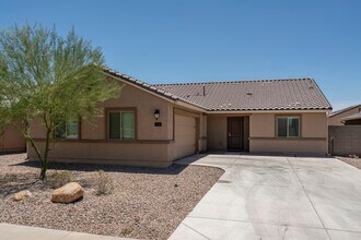 Building Photo - 1547 E Inouye Dr