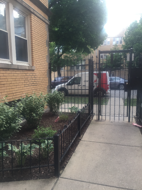 Primary Photo - 2349 N Kenneth Ave