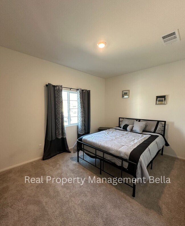 Foto del edificio - 4 Bed 3 Bath New Build Home in Perris- Mov...