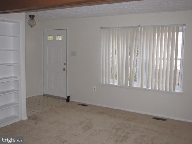 Building Photo - 5844 Rock Forest Ct