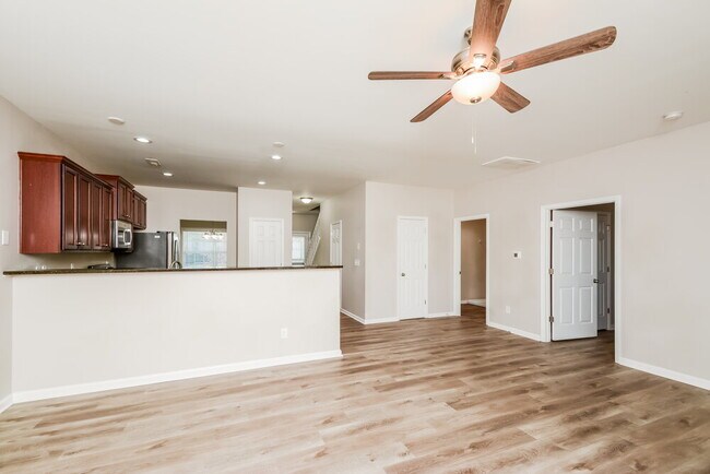 Building Photo - 3712 Madeline Way