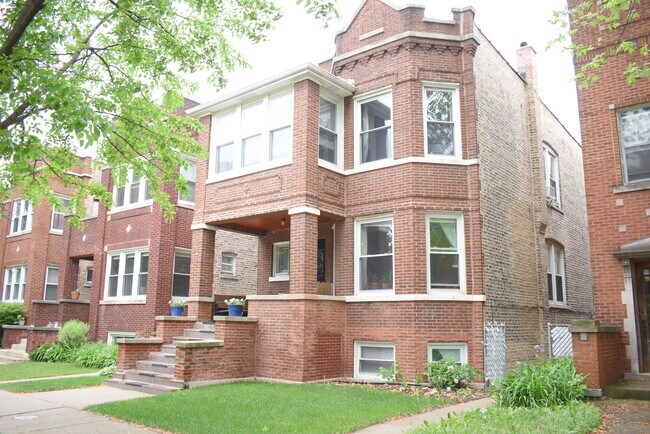 Foto del edificio - 3425 N Monticello Ave