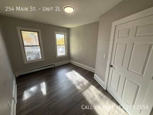 Foto del edificio - 254 Main St