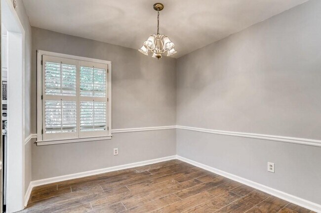 Foto del edificio - 140 Lablanc Way NW