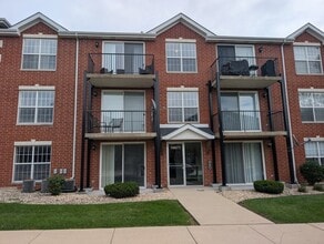 Building Photo - 16671 Liberty Cir