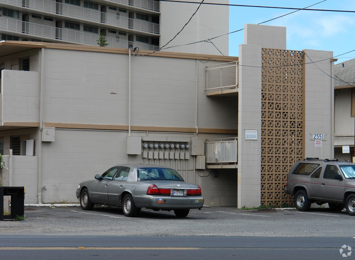 Foto del edificio - 2551 Kapiolani Blvd