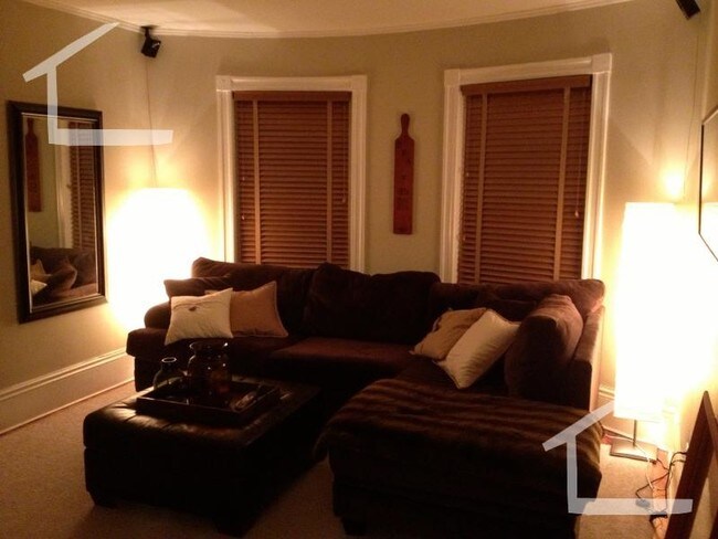 Building Photo - 9 Park Vale