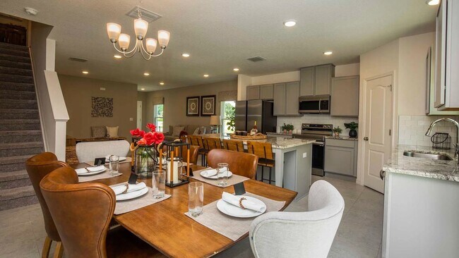 Building Photo - Charming 3BR townhome in Lakeland