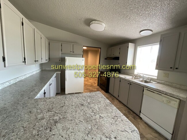 Foto del edificio - 3 Bedroom, 2 Bath Home in the Country