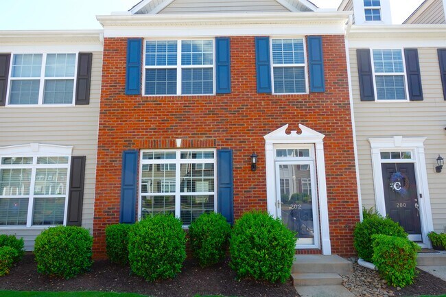 Building Photo - 202 Elise Dr