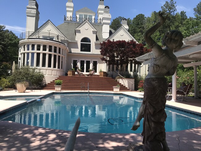 Foto del edificio - 241 Magnolia Lake Rd