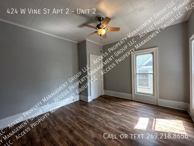 Building Photo - 424 W Vine St