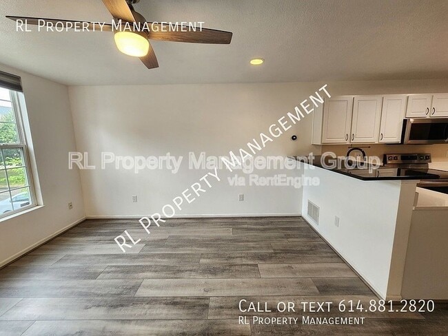 Building Photo - 216 Oxford Oak Dr