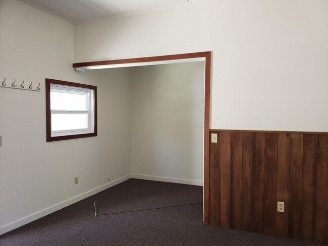 Foto del edificio - 510 1/2 6th St - PLACEMENT