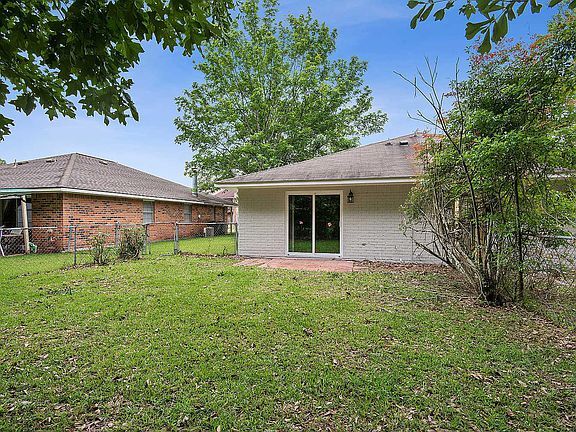Building Photo - 2746 Toulon Dr
