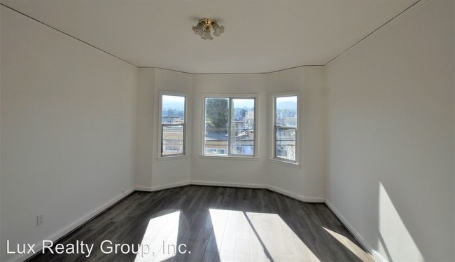 Building Photo - 560-567 San Mateo Ave