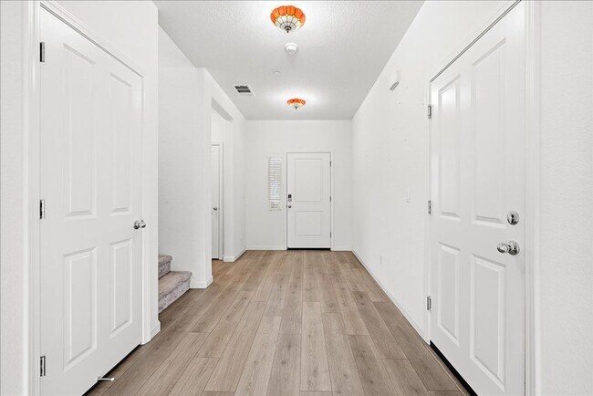 Foto del edificio - 3818 Fong Ranch Rd