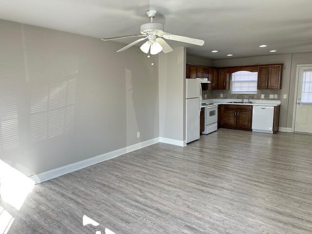 Foto del edificio - 2997 Landmark Ct NE