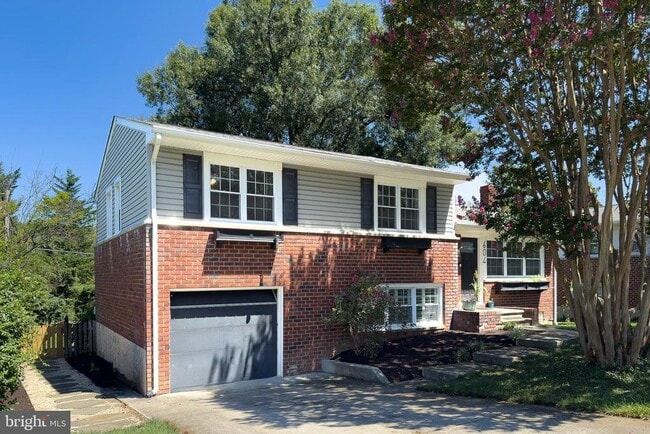 Building Photo - 604 Goucher Blvd
