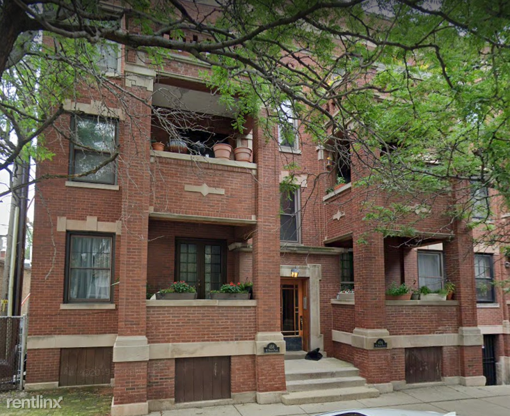Primary Photo - 456 W Roslyn Pl