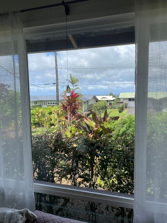 Building Photo - 2BR/2BA House fully furnished with view