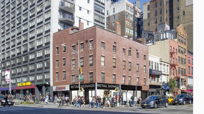 Building Photo - 171 W 23rd St