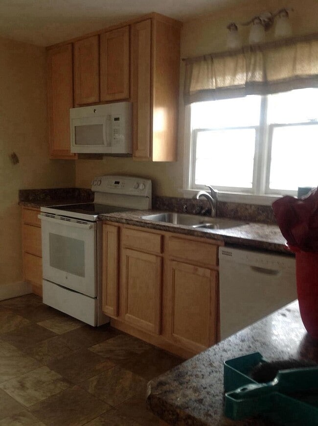 Building Photo - 2955 Rockrim Ln