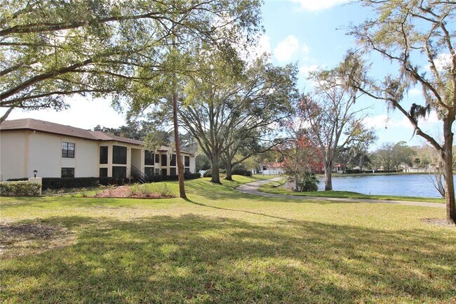 Foto del edificio - 3400 Crystal Ct W