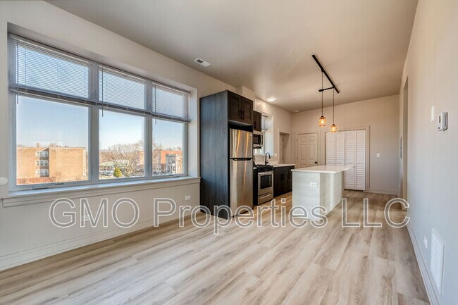 Foto del edificio - 1427 S Kedzie Ave