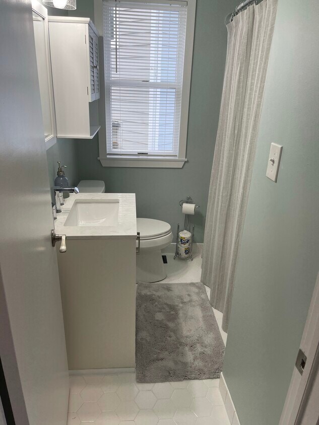 Foto principal - 1138 Bay Ave