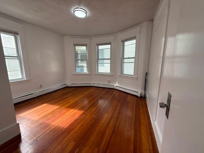 Foto del edificio - 153 Bailey St