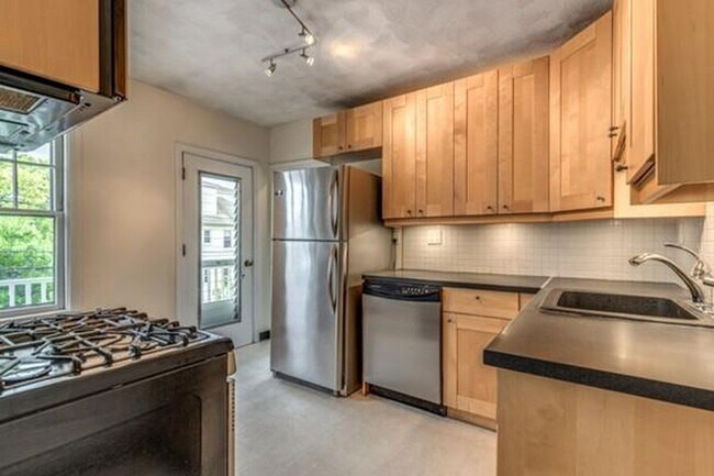 Foto del edificio - 27 Lake St