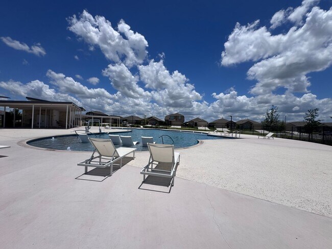 Foto del edificio - 4bd 2.5 ba in New Braunfels