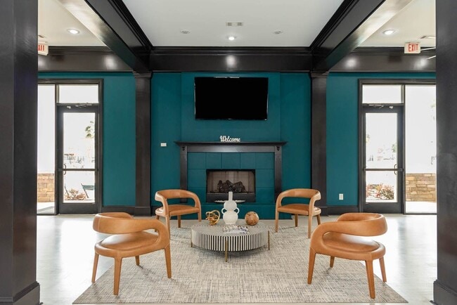 Building Photo - Hawthorne Meadowview