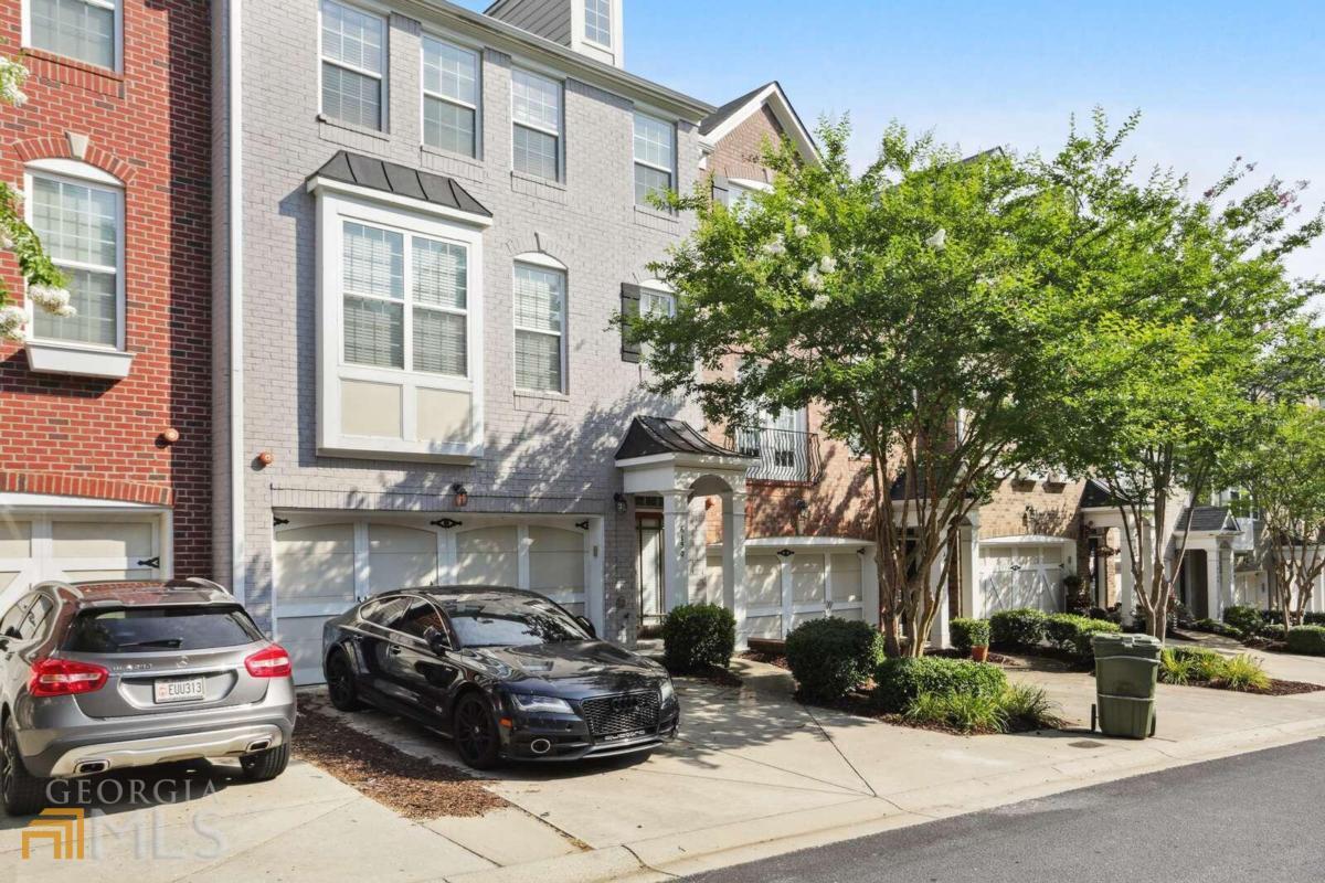 Foto principal - 6150 Indian Wood Cir