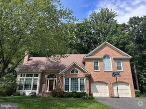 Building Photo - 9406 Eagle Trce