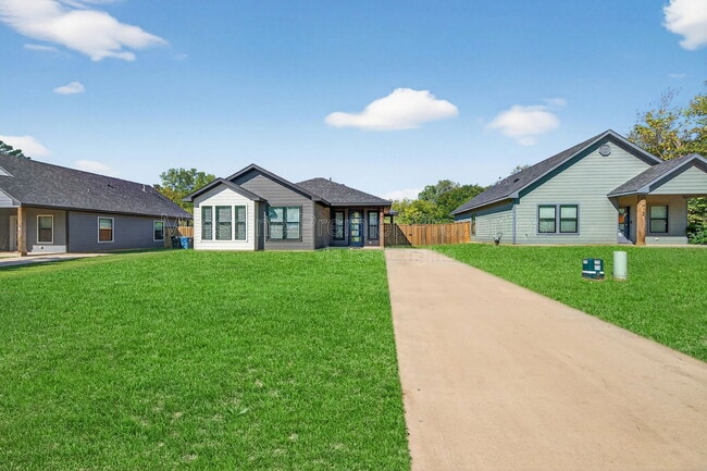 Foto del edificio - 1425 S 7th Ave