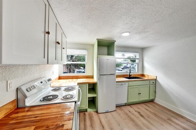 Foto del edificio - 1411 SW 3rd St