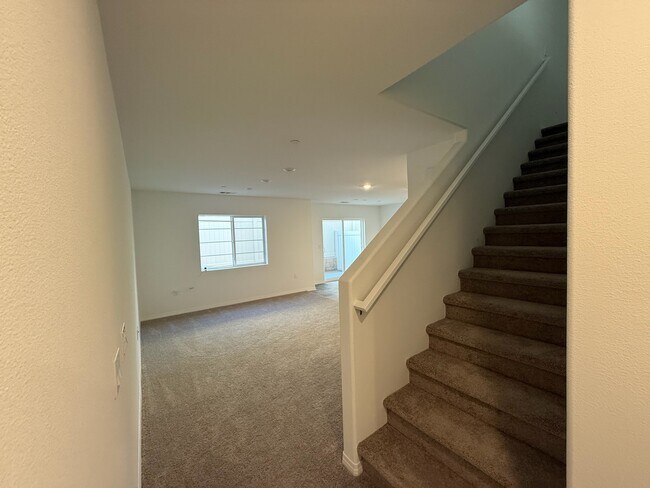 Foto del edificio - 7512 Fig Grove Ln