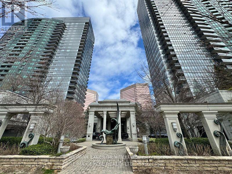 Photo principale - 15-415 Greenview Ave
