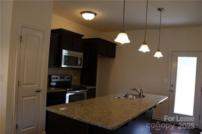 Building Photo - 13588 Calloway Glen Dr