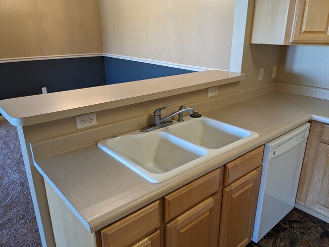 Building Photo - 3129 Crestmont Lane