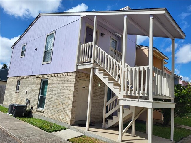 Foto del edificio - 6702 Everhart Rd