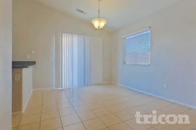 Building Photo - 25683 W St Kateri Dr