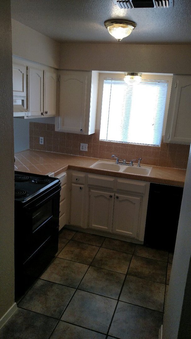 Building Photo - Available Soon!