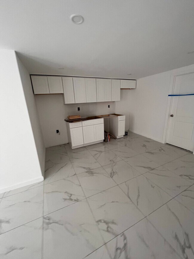 Foto del edificio - 2832 W 15th St