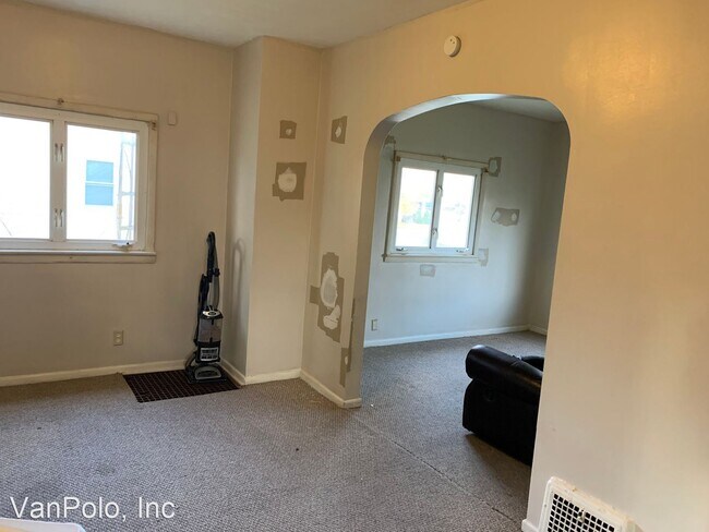 Building Photo - 3 br, 1 bath House - 1647 Ohio Ave NE