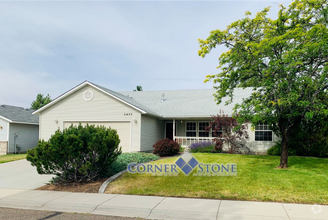 Building Photo - 5473 S Yarrow Pl